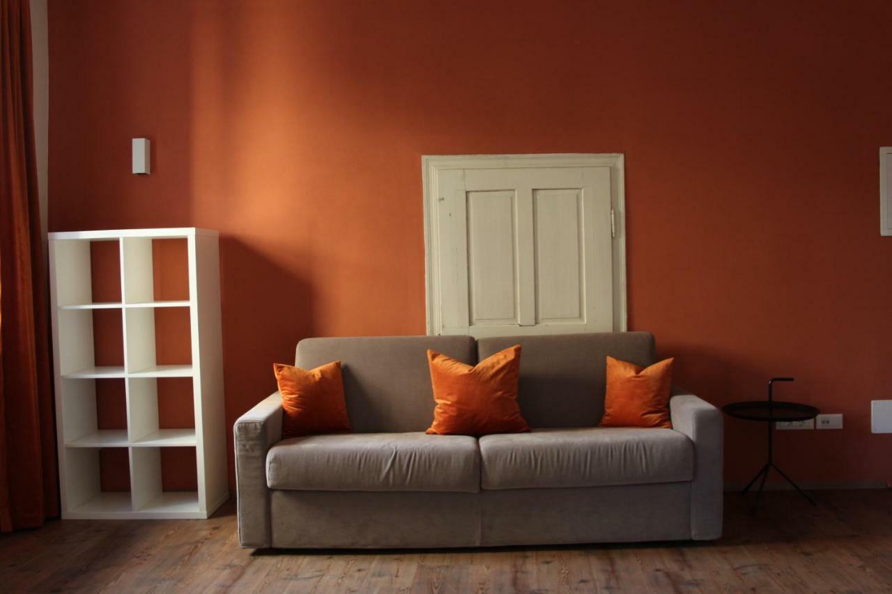 The Court House Apartment *